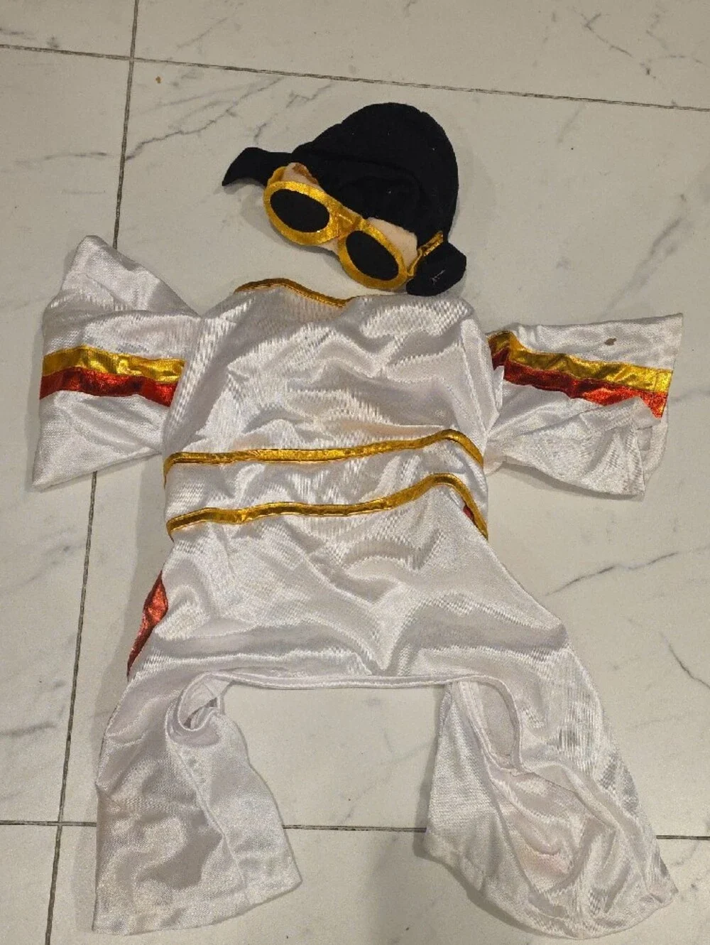 Star Wars White, Gold and Red Pet Costume with Goggles